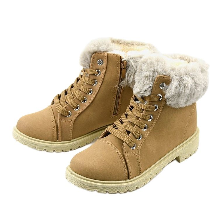 Stickande kamel, isolerade vandringsskor mångfärgad 2