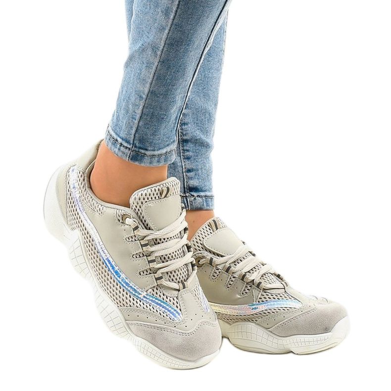 Beige MS523-8 tränare 1