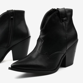 Svarta pretender cowboystövlar för kvinnor 1