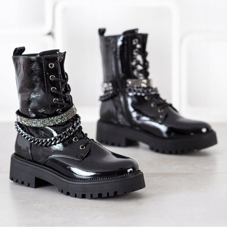 Seastar Svarta arbetare med en kedja 1