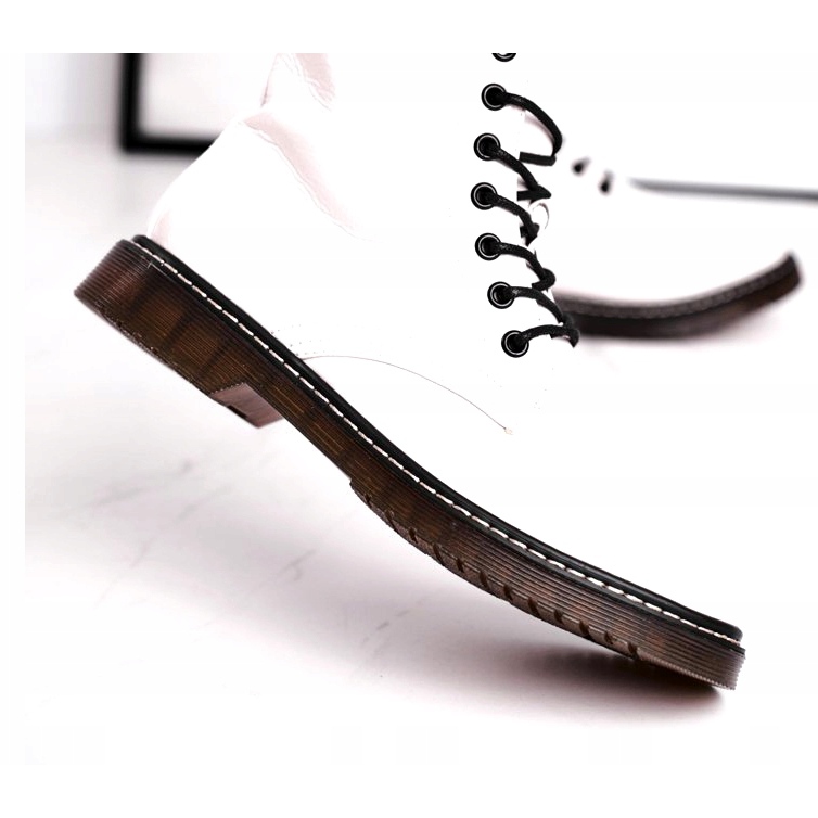 Evento Kvinnestövlar, lackerade vita stövlar 20BT35-3001 1