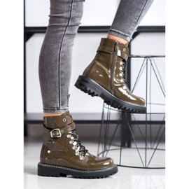 SDS Moderiktiga lackerade fällare grön 1