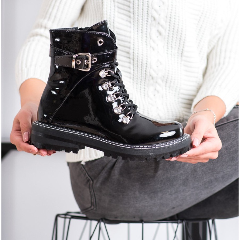 SDS Moderiktiga lackerade fällare svart 2