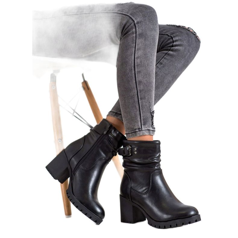 SDS Höga stövlar med isolering svart 2