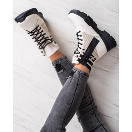 SHELOVET Snöriga modearbetare vit svart 2