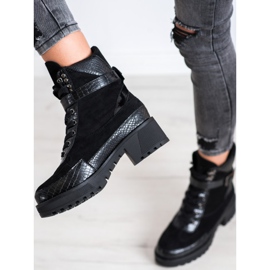 Gogo Arbetare på polen svart 1