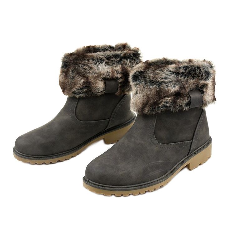 Grå damisolerade stövlar från Giserelle 2