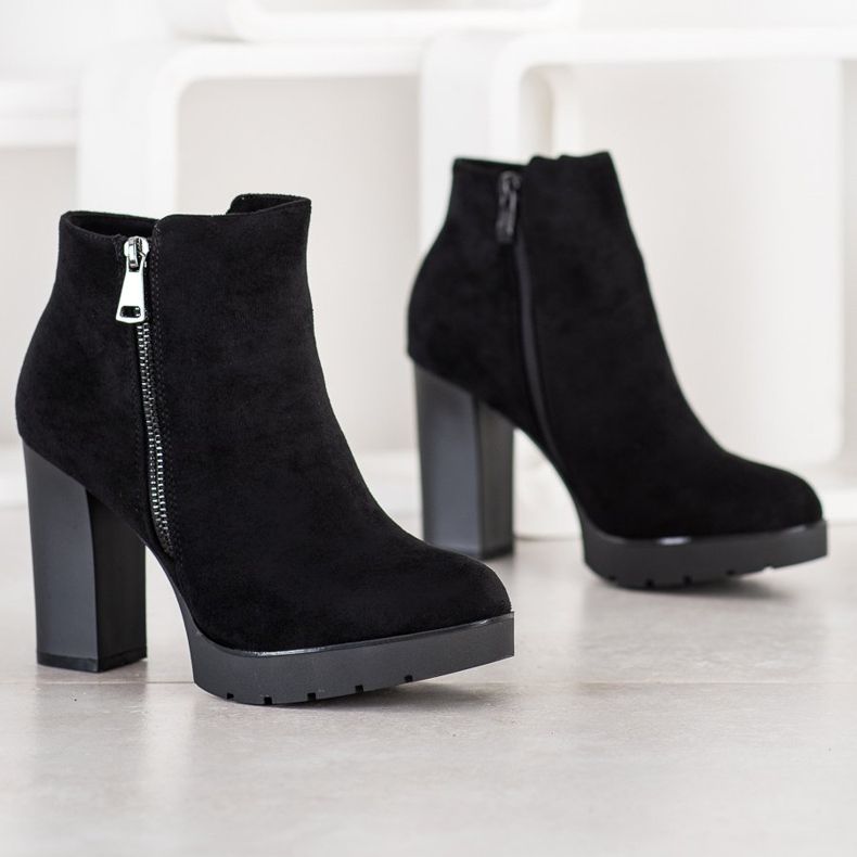 Small Swan Högklackade stövlar svart 1