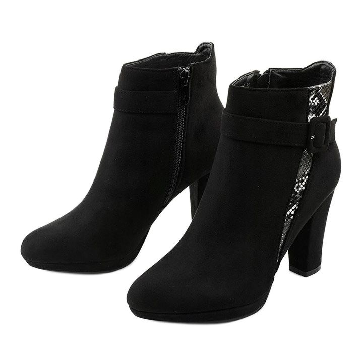 Svarta stövlar på stolpen med Lysianassa eko-mocka 2