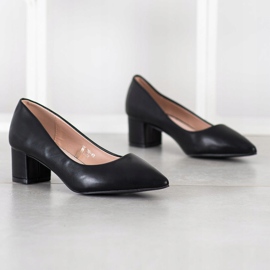 Goodin Pumpar på en låg pelare svart 1