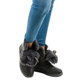 Gråisolerade stövlar från Alrindra 1