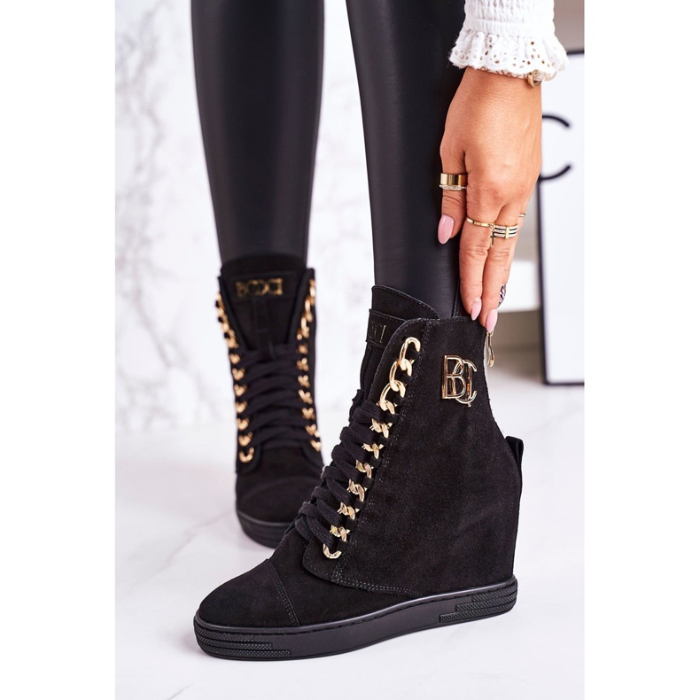 Mocka damskor i mocka BOOCI 2222/066 / med guldkedja svart 2