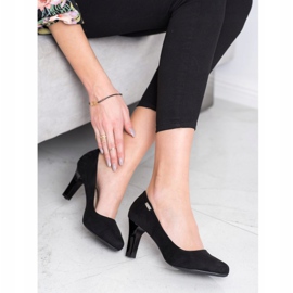 J. Star Fritidsklackade pumpar svart 1