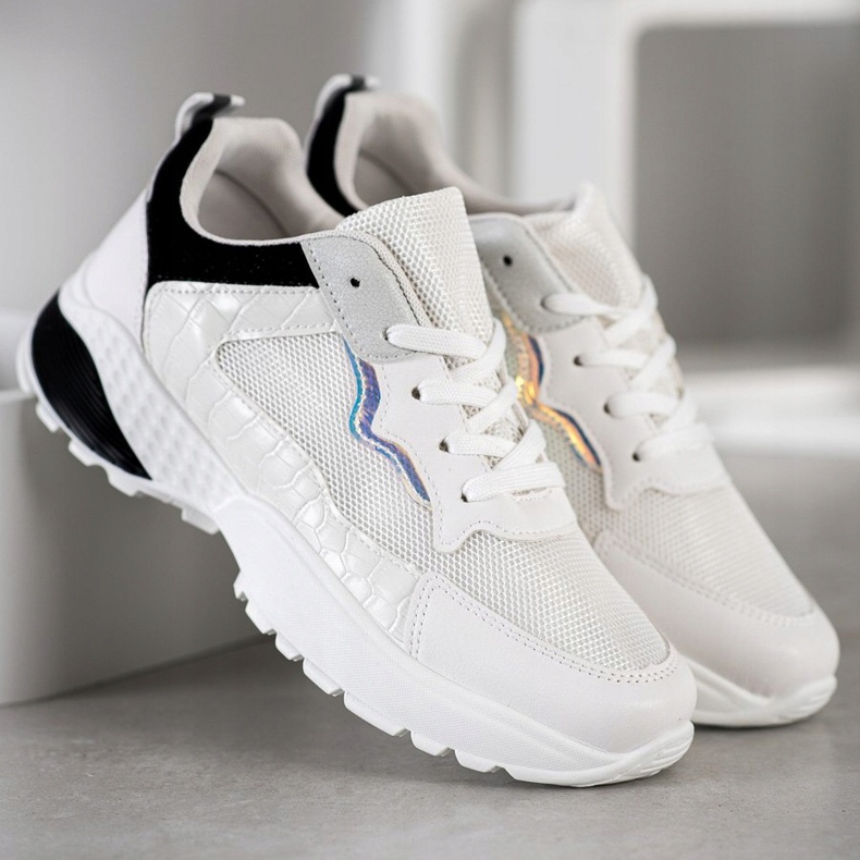 SHELOVET Sneakers med svarta inlägg vit grå 1