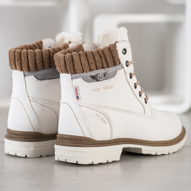 SHELOVET Nya skor vandringsskor vit 2