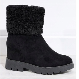 Svarta mockaisolerade stövlar från Bodri 1