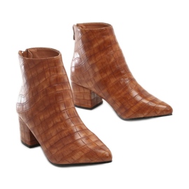 Vices 3310-68-kamel brun 1