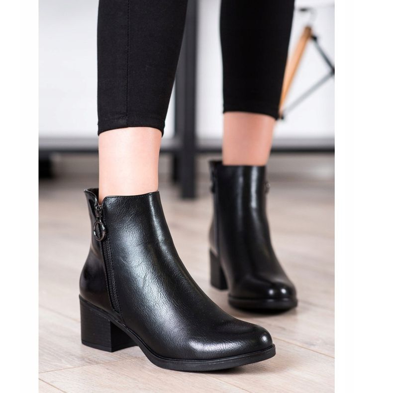 J. Star Fritidsskor svart 1