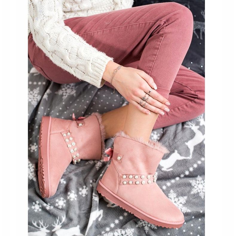 Queentina Rosa Mukluki med pärlor 1