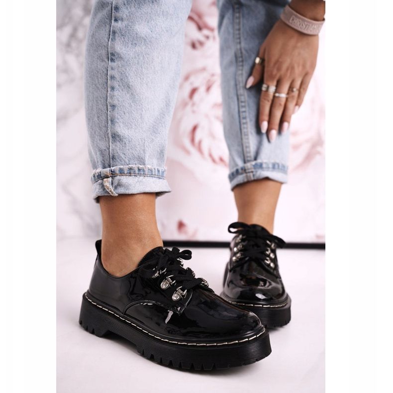 S.Barski Oxfordskor för kvinnor på plattformen S. Barski HX15 lackerad svart 1