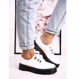 S.Barski Brogues Oxfords för kvinnor på plattformen S. Barski HX15 lackerad vit 2