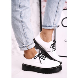 Kvinnors klassiska Oxfordskor på S.Barski HX62 vit plattform svart 2