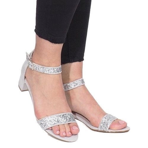 Sandaler på Montana -stolpen silver- grå 2