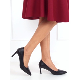 Svart CD62P Svart stilettos med låg klack 1