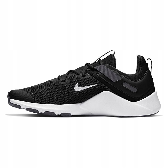 Nike Legend Essential svartvita herrskor CD0443 001 1