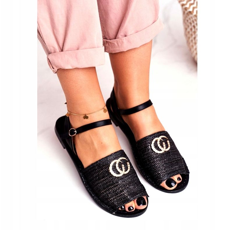 Svarta kvinnors platta sandaler Lu Boo Flätad Felicia 4