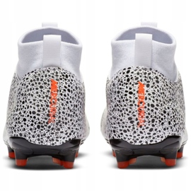 Nike Mercurial Superfly 7 Academy CR7 FG / MG Jr CV3182-180 fotbollsskor vit 5