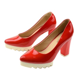 Röda pumpar på Silverbee -stolpen 1