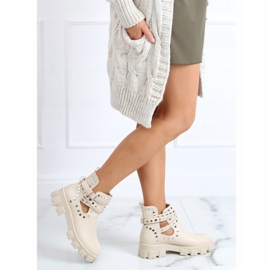 Stövlar skurna med dubbar beige NC1127 Beige 1