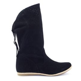 Olivier Elena svarta genombrutna stövlar 1