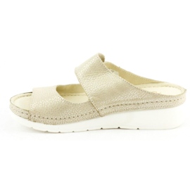 Dolce Pietro Kardborrklaffar 2211 beige 1