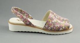 Dolce Pietro Sommar lädersandaler 2203 med blommor mångfärgad 1