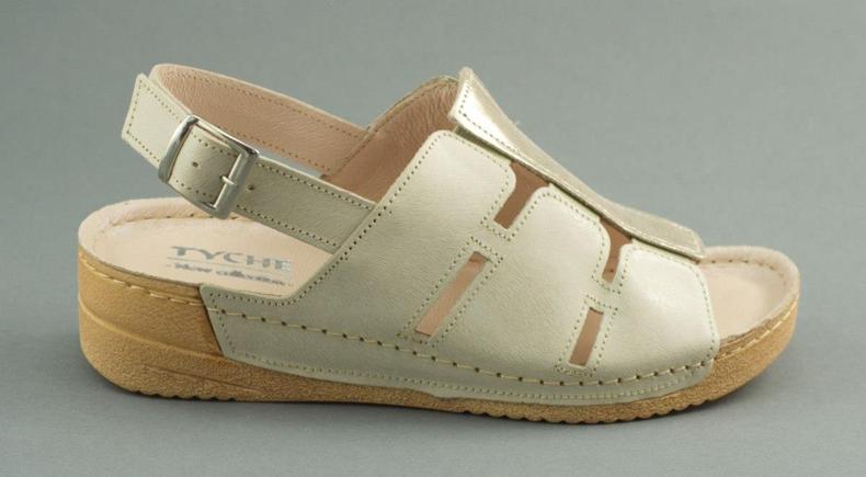 Tyche Sandaler för kvinnor 584 ljusbeige 1