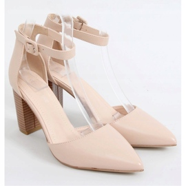 Pumpar på den beige stolpen 4046 Naken 1