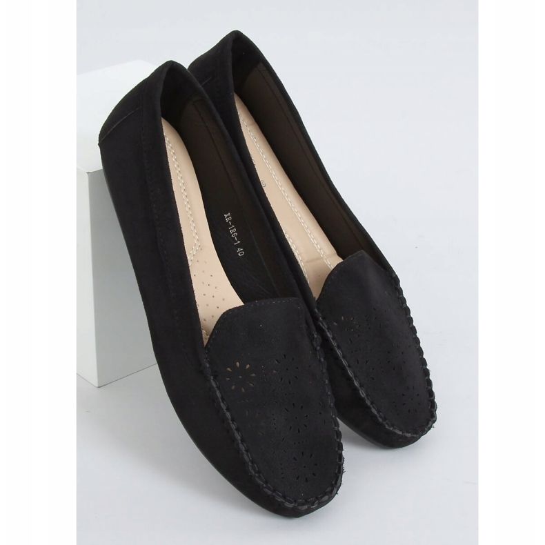 Svarta openwork loafers XR-1R6 Svart 1