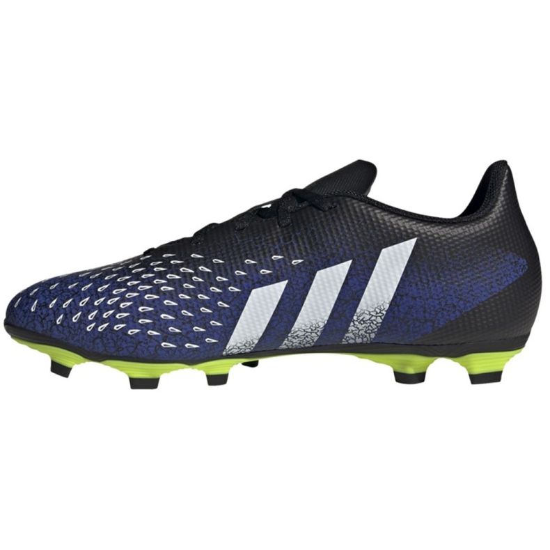 Adidas Predator Freak.4 FxG M FY0625 fotbollsskor vit, svart, royal svart 1
