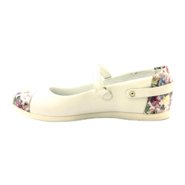 Girls 'Leather Ballerinas med vita blommor Bartek 2