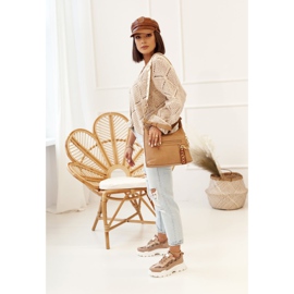 Kvinnors sneakers på en massiv sula khaki dagdrömmare beige brun gyllene 1