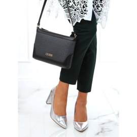 Pumpar på silverposten NF-65P Silver 2