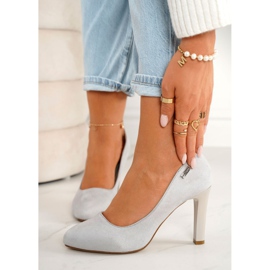 PJ1 Klassiska pumpar på en pelare mocka grå Eliana 1