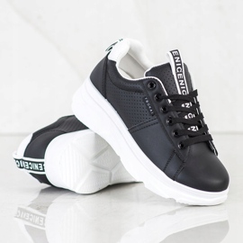 SHELOVET Sneakers på den vita fina plattformen svart 1