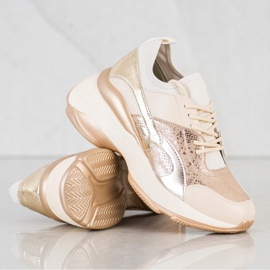 Bestelle Trendiga sneakers på plattformen beige gyllene 1
