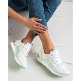SHELOVET Lätta sneakers vit grön gul 4