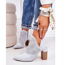 Openwork Booties On A Pillar Ljusgrå Michelle 2