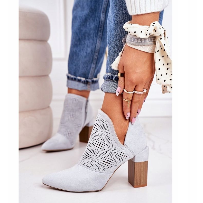 Openwork Booties On A Pillar Ljusgrå Michelle 2