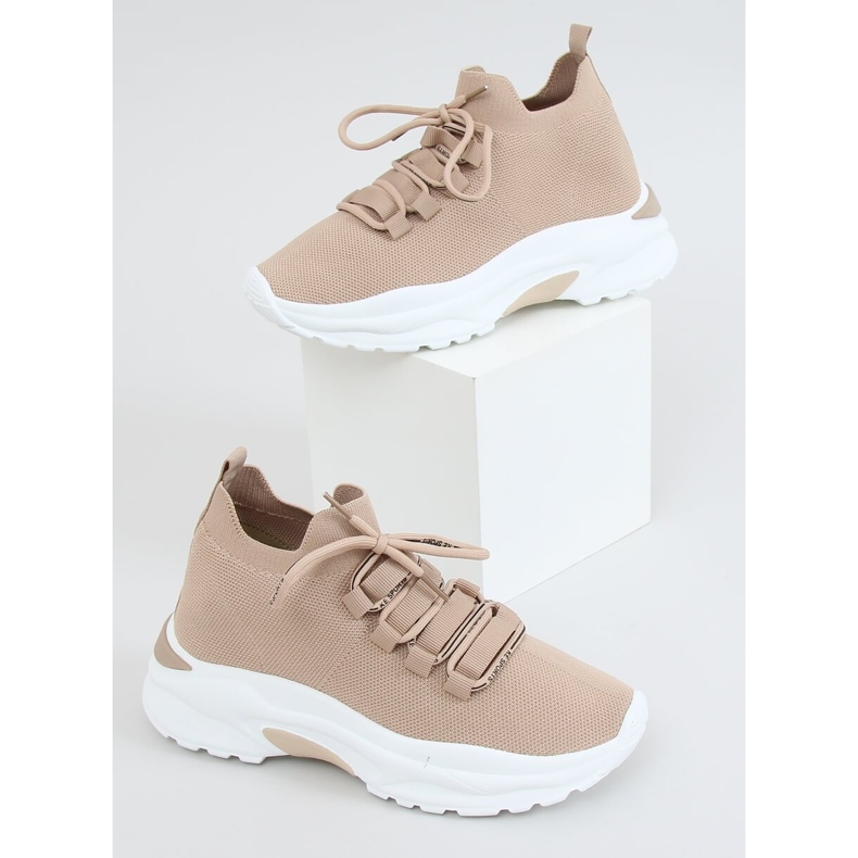 Beige sportstrumpor V8043-2 Kaki skor 1